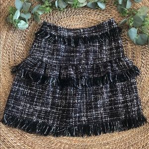 Raw tweed skirt